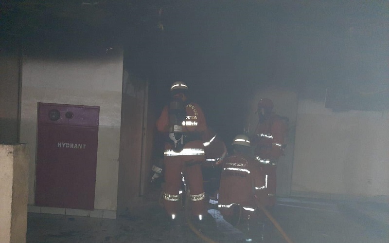 Kebakaran di Mal Pluit Junction, 18 Mobil Damkar Dikerahkan