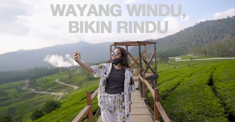 Mau Lihat Sunrise, Gritte Agatha Camping di Bukit Teletubies