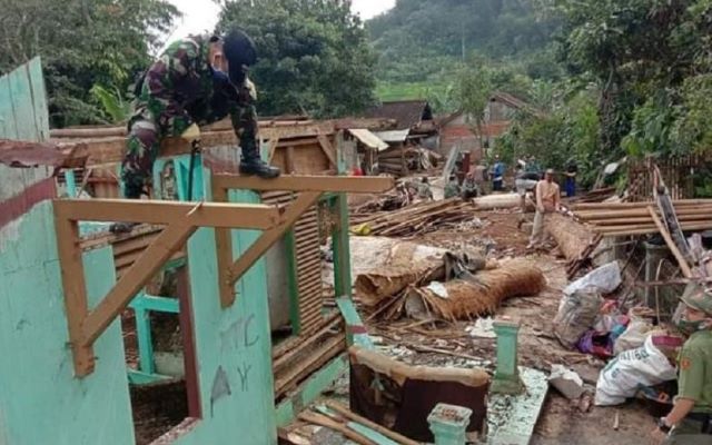 BNPB Jelaskan Penyebab Bencana Menurun Tapi Dampak Meningkat Selama 2021