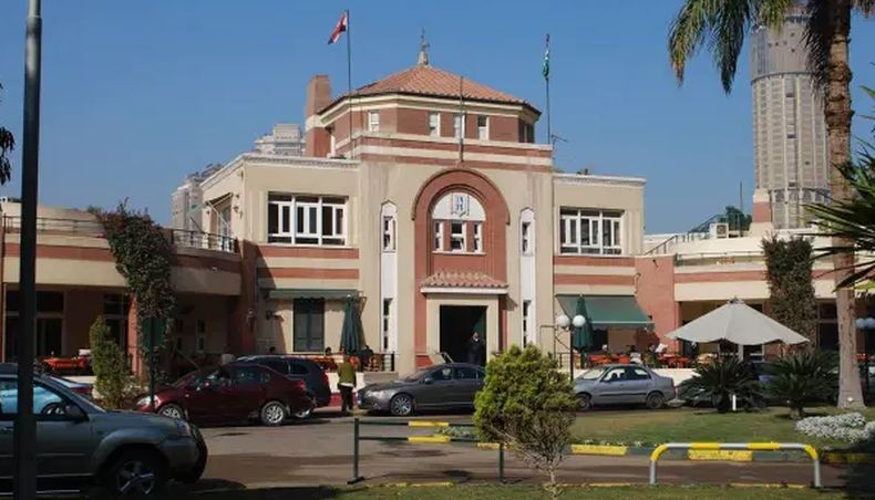 Chef Perempuan Ditangkap karena Bikin Kue Berbentuk Alat Kelamin Laki-Laki