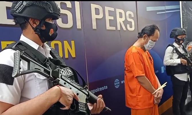 Marbot Masjid di Cirebon Cabuli 13 Anak dan Rekam dengan Kamera Ponsel