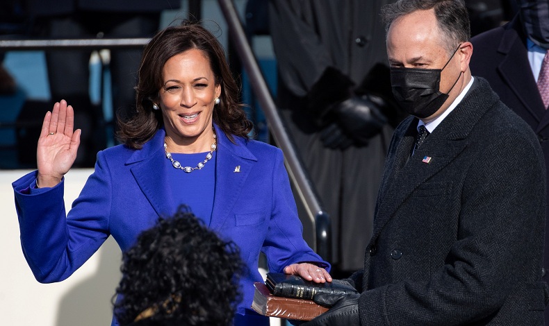 Kamala Harris, Putri Imigran yang Menjadi Perempuan Pertama Jabat Wapres AS