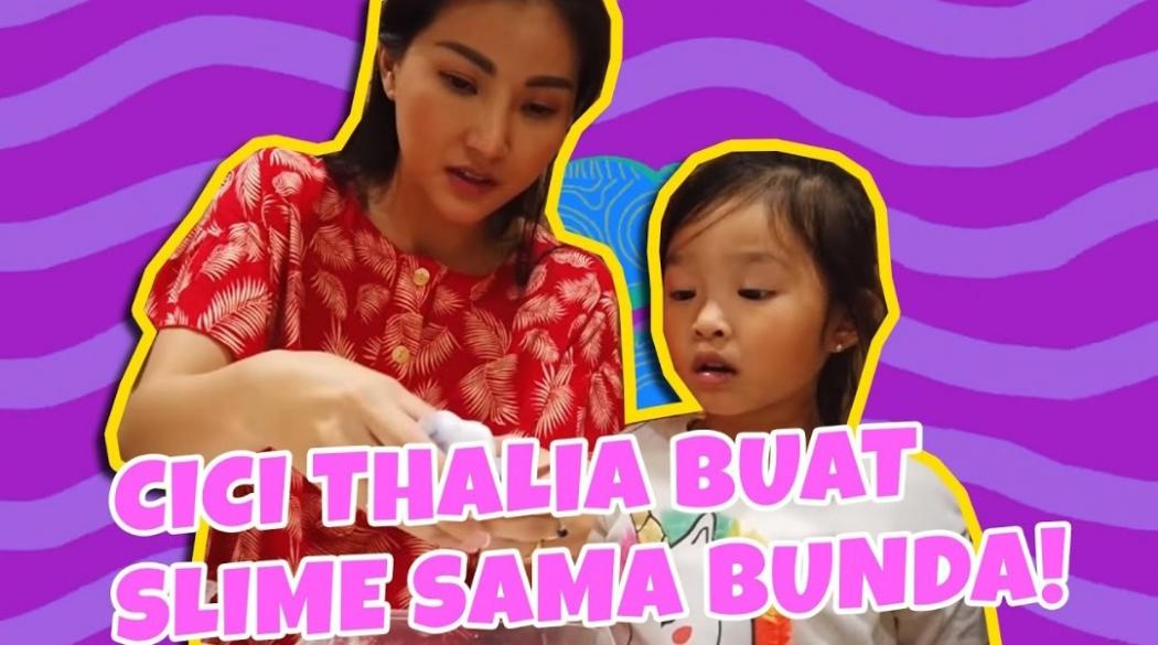 Seru Banget, Thalia dan Sarwendah Bikin Slime Bareng di Rumah 