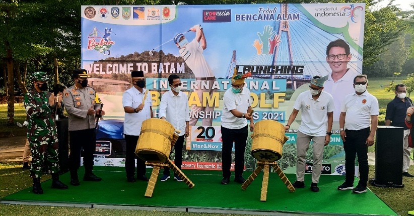 Kembangkan Health Tourism, Sandiaga Uno Launching International Batam Golf Championship