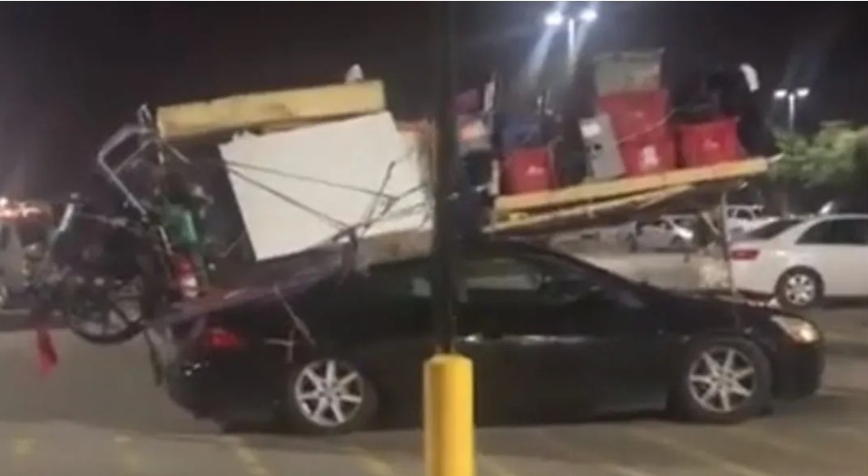 Viral Pengemudi Honda Accord Angkut Barang hingga Atap Penuh, Netizen: Pindahan Rumah Ya