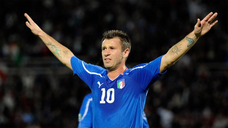 Gila! Eks Striker Timnas Italia Ini Sebut Sudah Tiduri 700 Wanita