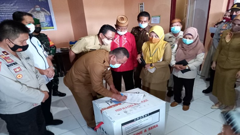 1.760 Dosis Vaksin Sinovac Tiba di Gorontalo Utara