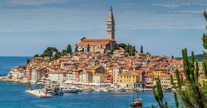 Desa Wisata Berstandar Internasional ala Sandiaga Uno Akan Dibuat Mirip Istria di Kroasia