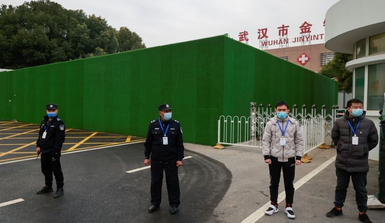 Dikawal Ketat Petugas China, Tim WHO Datangi RS Wuhan Tempat Korban Corona Pertama Dirawat