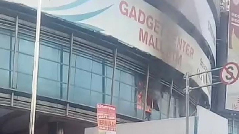 Kebakaran di Bogor Trade Mall, Pengunjung Panik Lihat Kobaran Api