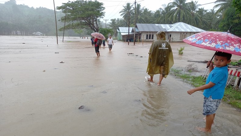 DAS Meluap, Banjir Rendam Beberapa Desa di Gorontalo Utara