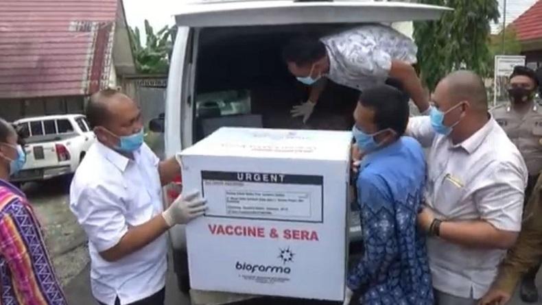  Ribuan Vaksin Covid Tiba di OKU Selatan, Dijaga Ketat Sat Brimob Polda Sumsel dan Nakes 