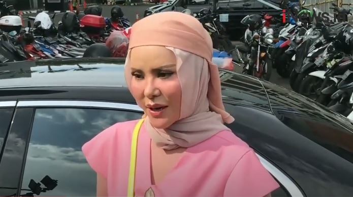 Polisi Ungkap ART Angel Lelga Nekat Curi Barang Branded demi Tampil Modis