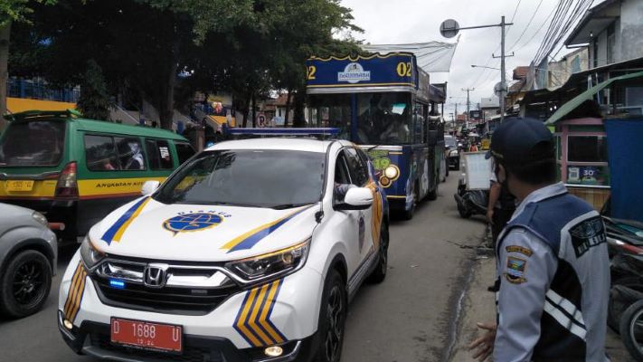 Satgas Covid-19 KBB Blusukan ke Pasar Tradisional Sosialisasikan Prokes