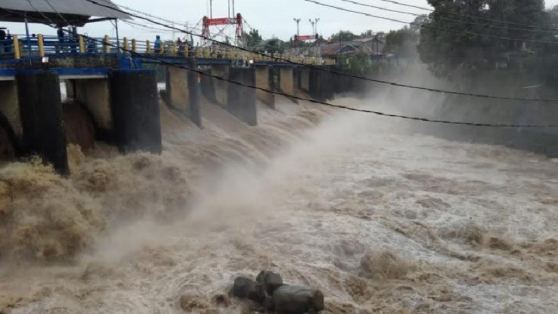 Jakarta Banjir, Bendung Katulampa Bogor Siaga 3