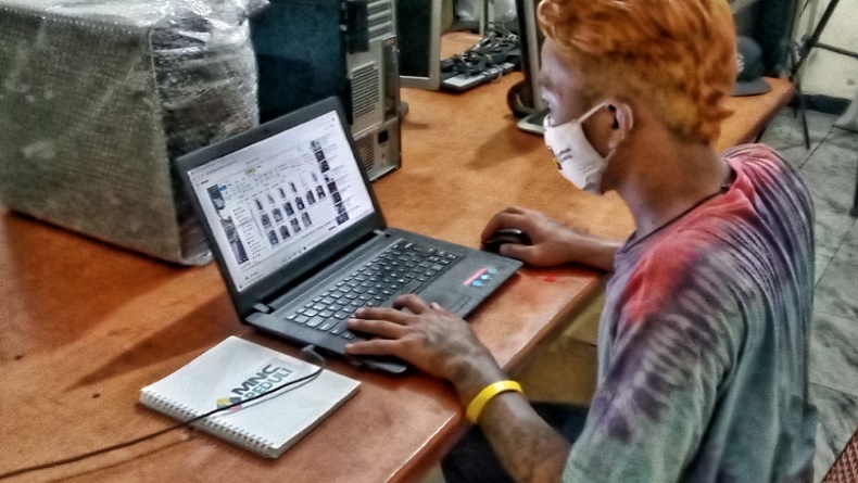 MNC Peduli Berikan Komputer dan Makanan Ringan untuk Anak Jalanan