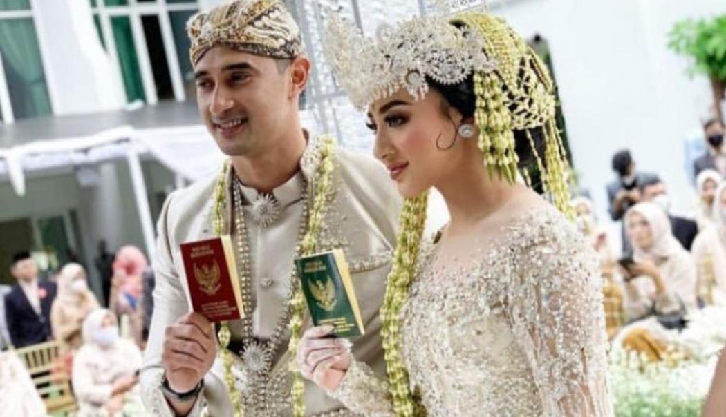 Sah, Ali Syakieb dan Margin Wieheerm Menjadi Suami Istri 