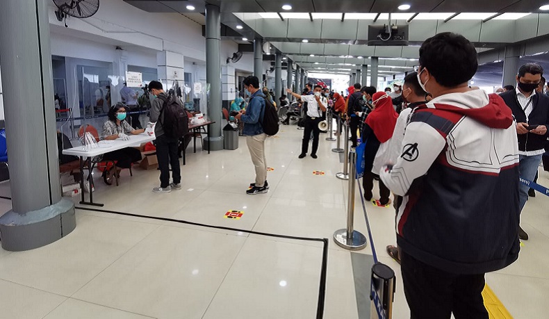 2.580 Lebih Calon Penumpang Kereta Api Gunakan Layanan GeNose di Stasiun, Begini Pengambilan Sampelnya