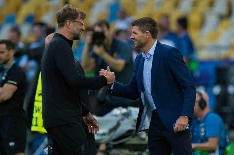 Fans Garis Keras Liverpool Minta Jurgen Klopp Dipecat, Steven Gerrard Jadi Pengganti