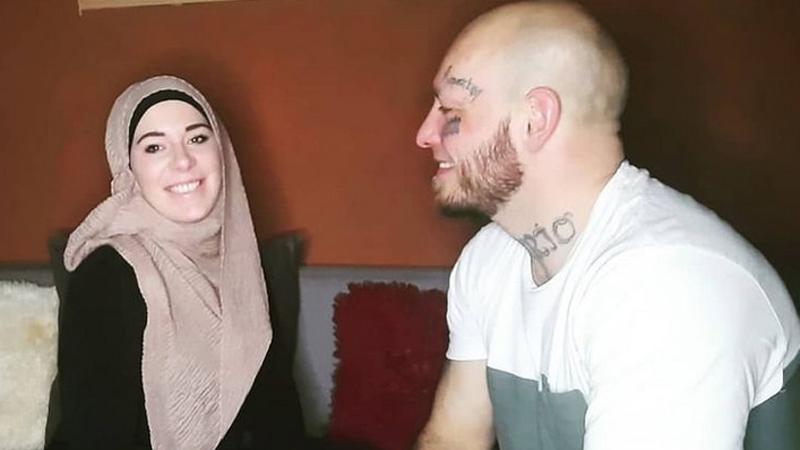 Dipecat karena Pakai Jilbab, Istri Wilhelm Ott Bangga Ikuti Aturan Agama