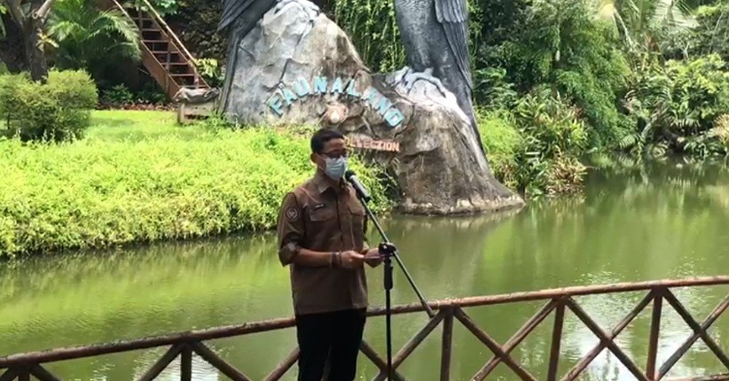Sandiaga Uno Ajak 50 Tenaga Kesehatan Liburan Singkat dan Makan Siang di Faunaland Ancol