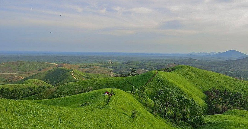 5 Tempat Wisata di Kalimantan Selatan Paling Instagramable, Nomor 2 Mirip Selandia Baru