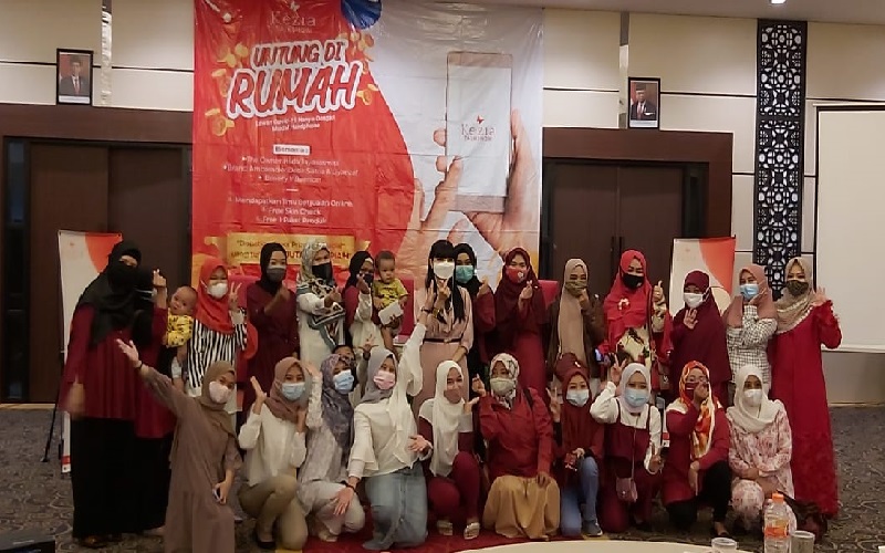 Kaum Perempuan di Jawa Barat Diajak Mandiri secara Ekonomi di Tengah Pandemi
