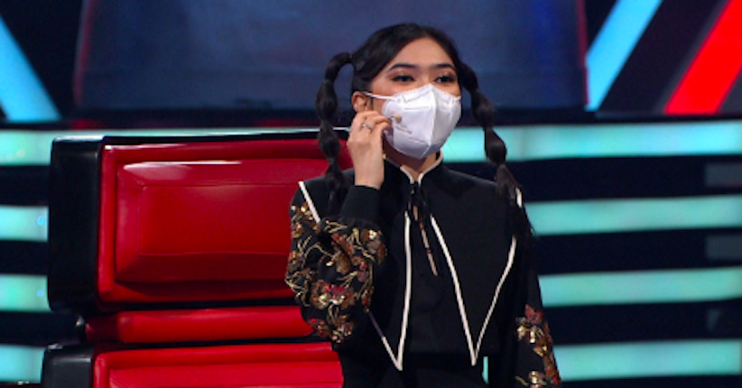 Isyana Sarasvati Menangis Terharu Mendengar Suara Sherlyta Bernyanyi Seriosa dengan Begitu Indah