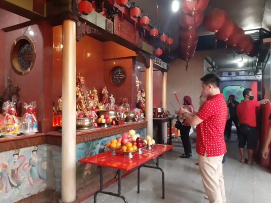 Perayaan Imlek di Bandung Sepi, Umat Dibatasi 30 Persen 