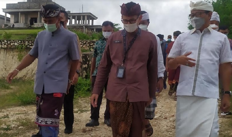Hari Kedua Ngantor di Bali, Menparekraf Sandiaga Uno Tetap Kerja Meski Libur Imlek
