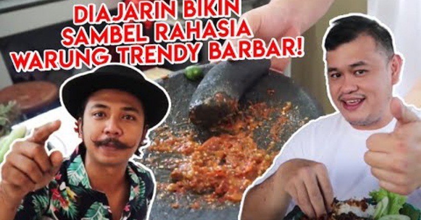 Begini Reaksi Juara MasterChef Indonesia ketika Makan Ayam Bakar Pinggir Jalan