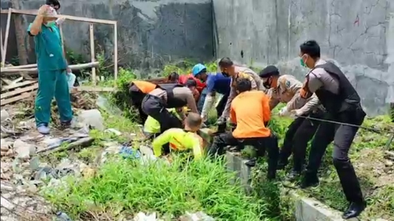 Ini Alasan Pasien Covid-19 di Bojonegoro Kabur dan Masuk Gorong-Gorong 200 Meter  