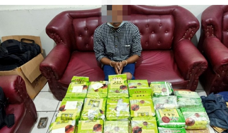 Bea Cukai Entikong Gagalkan Penyelundupan 3 Kg Sabu dari Malaysia