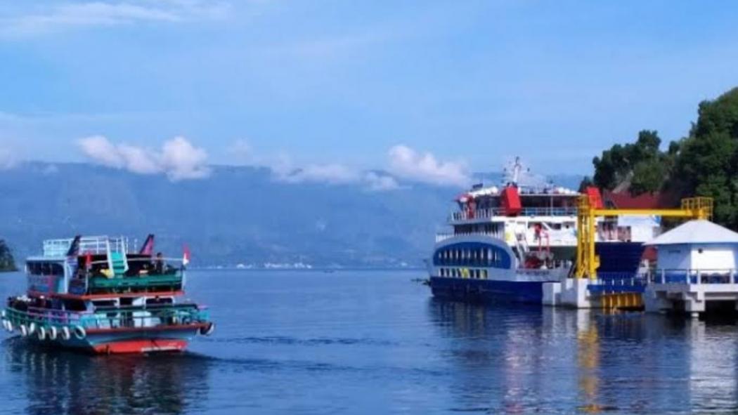 Menko Luhut: Pembangunan Dermaga Porsea Danau Toba Sudah 80 Persen 