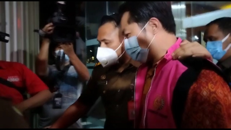 Geledah Apartemen Tersangka Kasus Asabri, Kejagung Sita 36 Lukisan Diduga Berlapis Emas