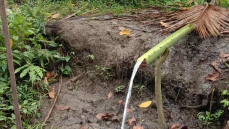 Tanpa Mesin, Mata Air Muncul di Lokasi Pengungsian Warga Majene