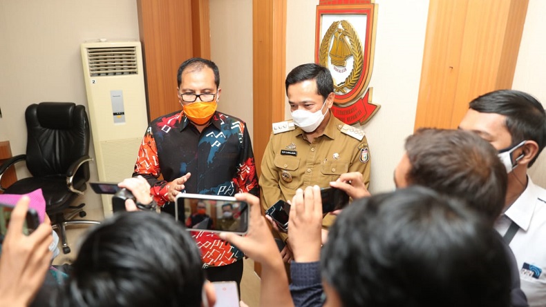 Pj Wali Kota Makassar Bertemu Ramdhan Pomanto Bahas Lelang Jabatan