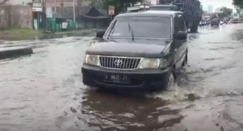 Banjir di Pekalongan Semakin Parah, Jumlah Pengungsi Bertambah