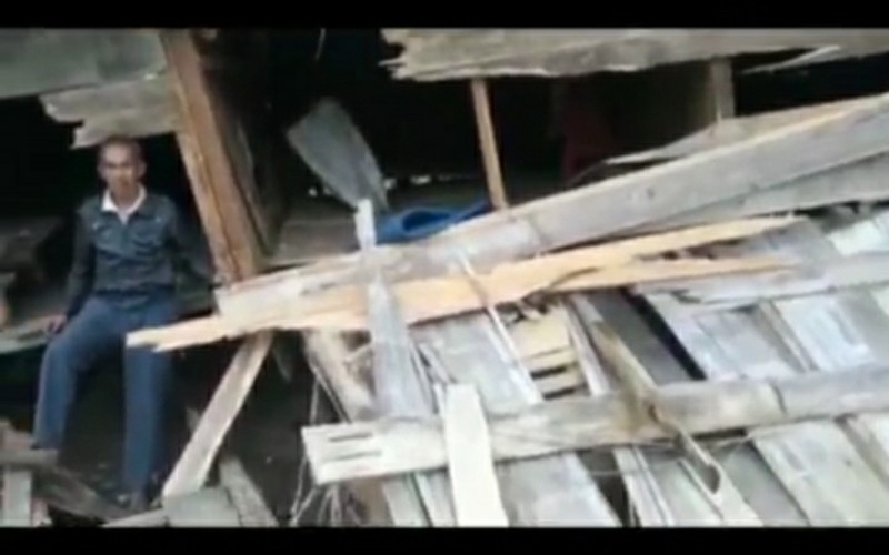 Gajah Liar Mengamuk Rusak 5 Rumah dan Kebun Warga di OKU Selatan 