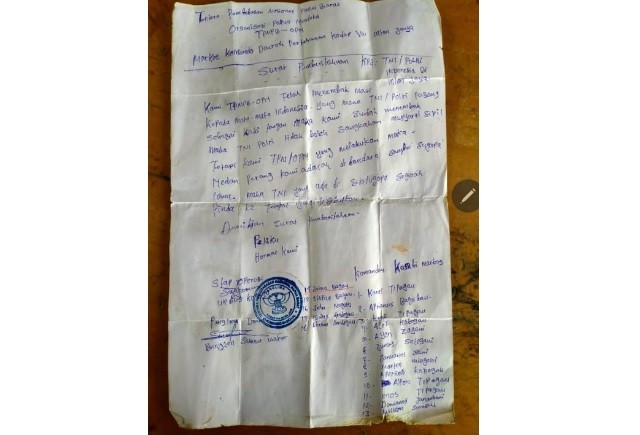 Surat Tulisan Tangan dari KKB, Tantang TNI-Polri Tentukan Medan Perang untuk Kontak Senjata