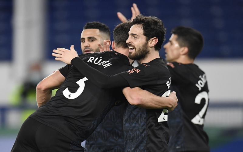 Hajar Everton, Manchester City Unggul 10 Poin dari MU