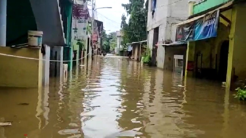 Banjir, 2.321 Warga Cipinang Melayu Mengungsi