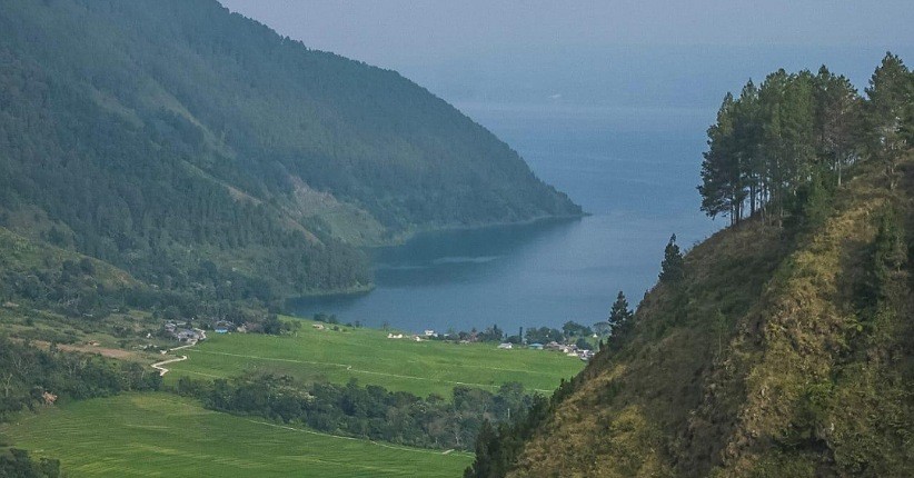 Ternyata Ini Alasan Wisatawan Suka Berlibur di Danau Toba Selama Pandemi