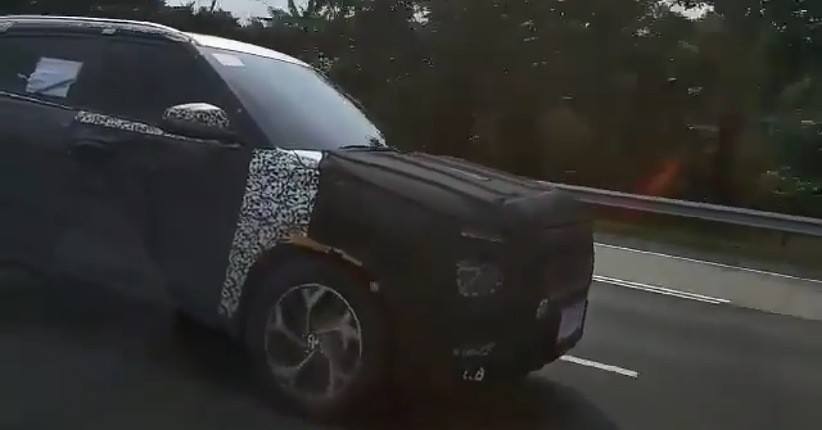 Toyota Raize Tertangkap Kamera Tengah Diuji Jalan