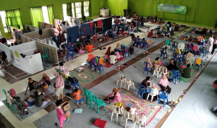 Banjir Belum Surut, Ratusan Warga Kudus Bertahan di Pengungsian  