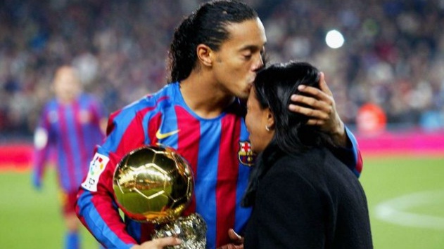 Ibu Ronaldinho Meninggal Dunia karena Covid-19