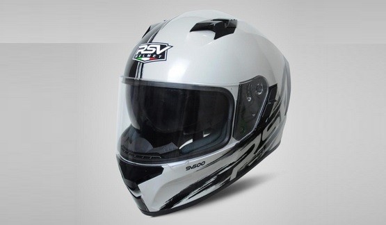 RSV Ciptakan Helm Berstandar Keamanan SNI, DOT dan ECE Sekaligus