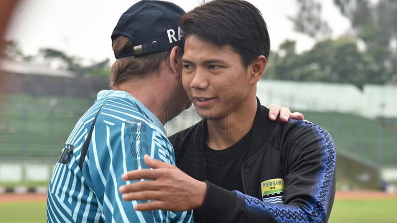 Achmad Jufriyanto Kembali Gabung Persib Bandung, Lewati Rekor Eka Ramdani