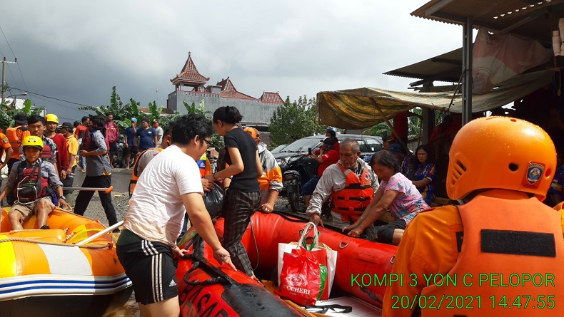 Kepala BNPB Soroti Limbah Industri dan Rumah Tangga Penyebab Banjir Karawang