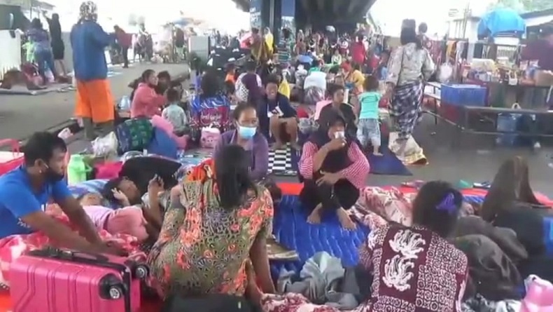 Banjir Susulan Rendam Enam Kecamatan, Ribuan Warga Subang Panik